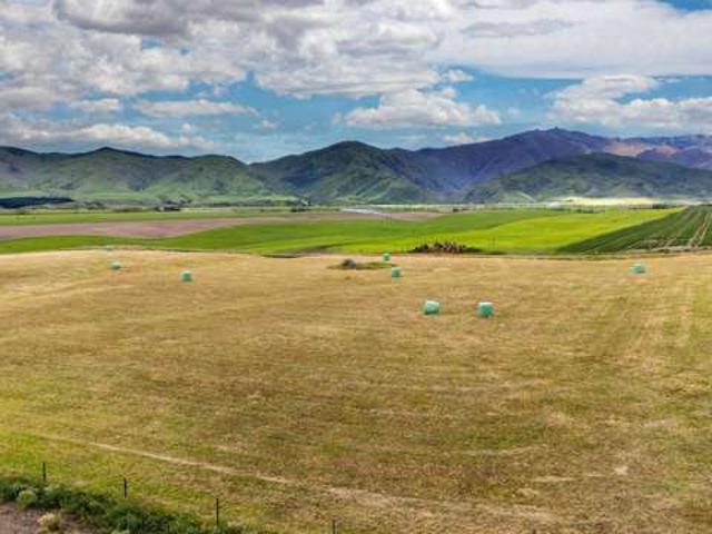 Property for sale in Otakou