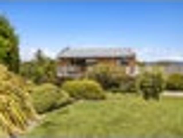 House for sale in Otakou