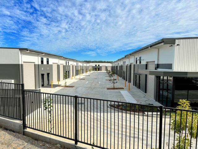 Warehouse for rent in Toombul, Queensland