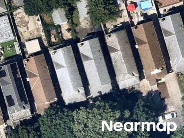 House for sale in Queens, Arverne