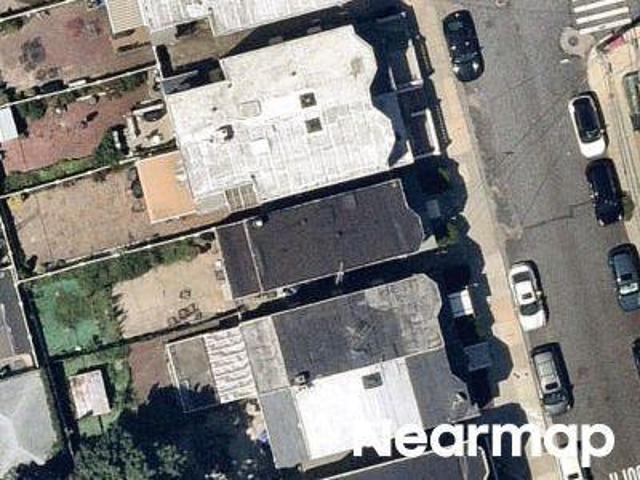 House for sale in Queens, Arverne