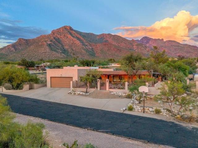 House for sale in Oro Valley, Pima County