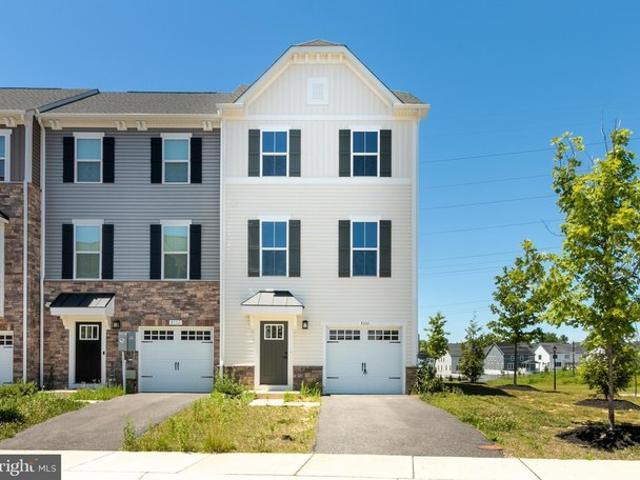 Townhouse for sale in Laurel, Maryland
