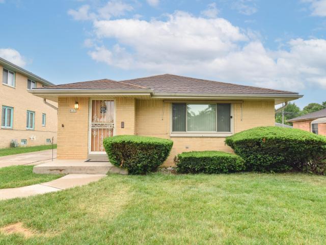 House for sale in Milwaukee, Wisconsin