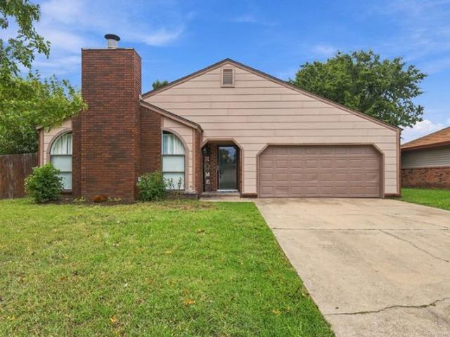 House for sale in Owasso, Tulsa County