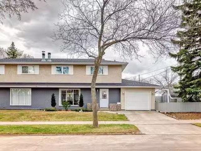 House for sale in Wedgewood, Alberta