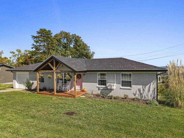 House for sale in Catlettsburg, Boyd County