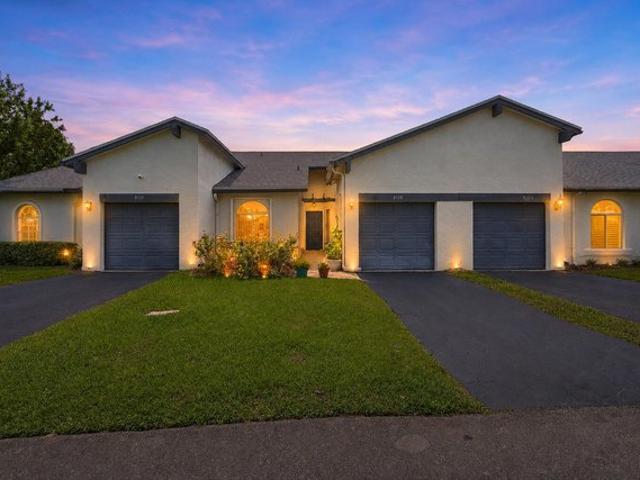 Townhouse for sale in Tamarac, Florida