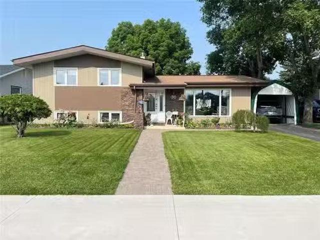 House for sale in Forrest Station, Manitoba