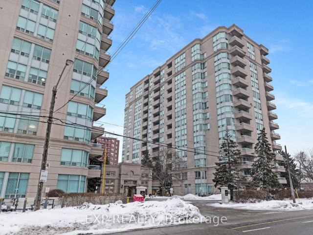 Condo for sale in Eglinton—Lawrence, Toronto