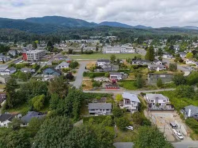 House for sale in Ladysmith, British Columbia
