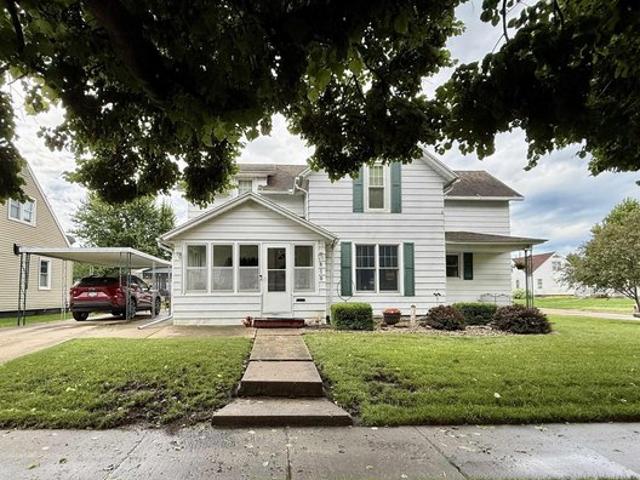 House for sale in Reinbeck, Iowa