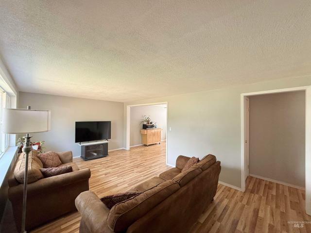House for sale in Nezperce, Lewis County