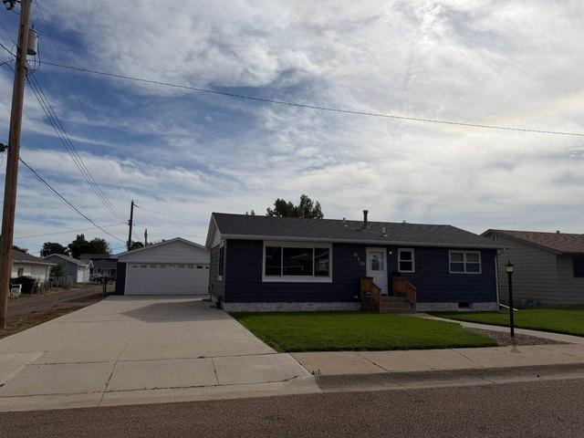 House for sale in Sidney, Montana