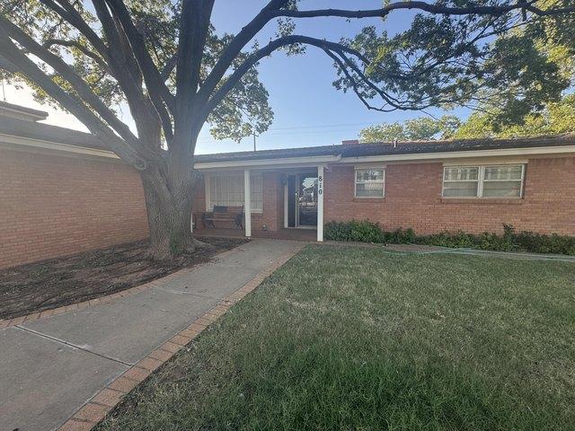 House for sale in Wolfforth, Texas