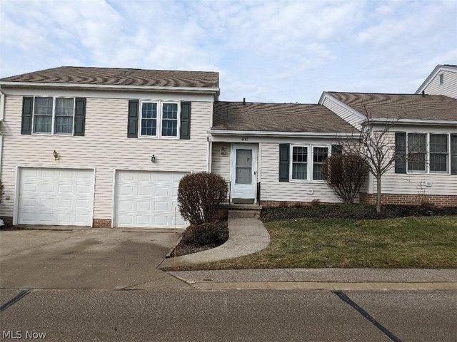 Townhouse for sale in Brunswick, Ohio