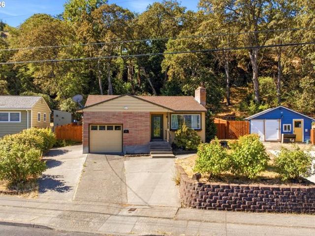 House for sale in Oregonia