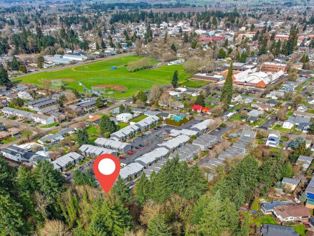 Townhouse for sale in Oregonia