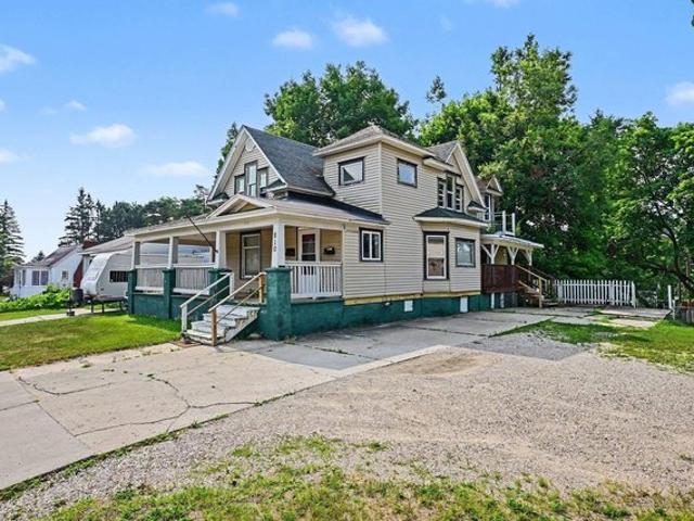 House for sale in Cadillac, Michigan