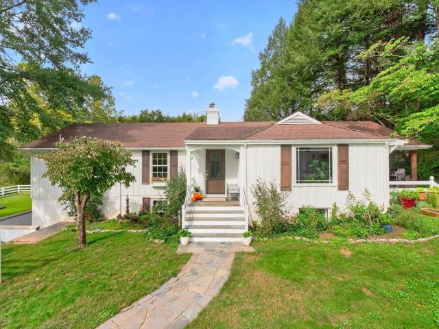 House for sale in Loch Leigh, Ivy