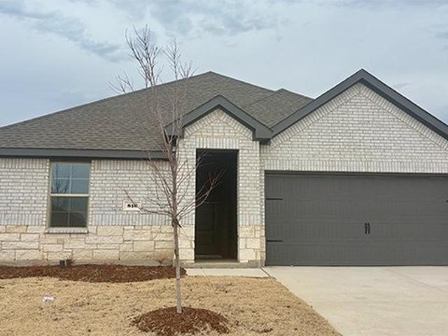 House for sale in Ellis, Texas