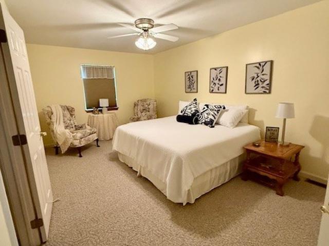 Townhouse for sale in Belpre, Ohio