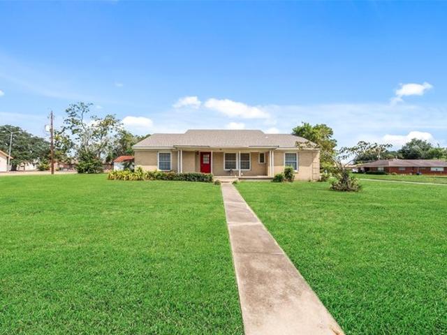 House for sale in Hempstead, Texas