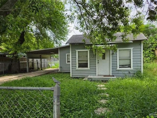 House for sale in Cameron, Texas