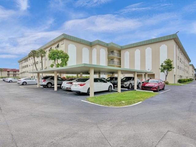 Condo for sale in Deerfield Beach, Florida