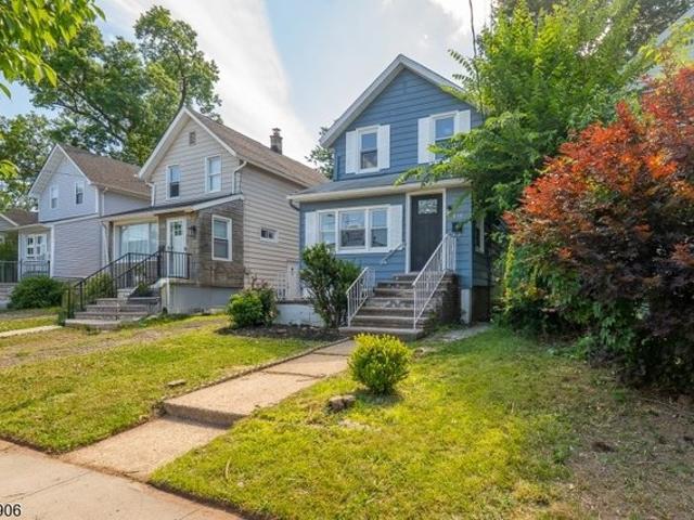House for sale in Roselle, New Jersey