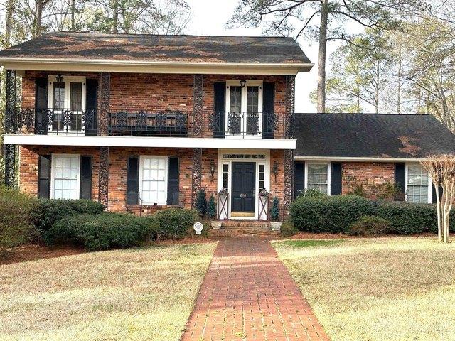 House for sale in Union Point, Georgia