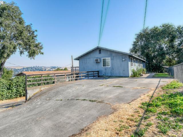 House for sale in Oregonia