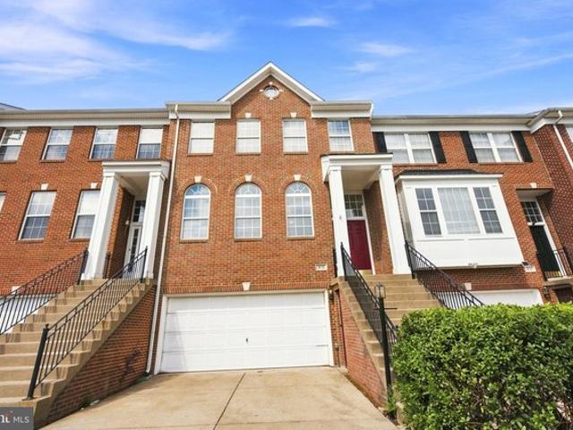 Townhouse for sale in Virginia
