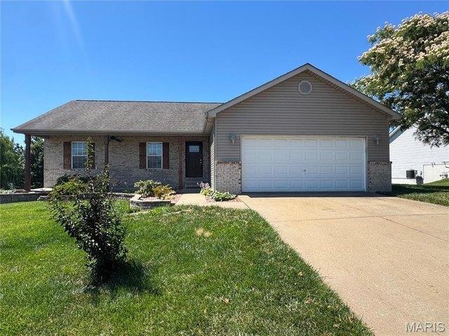 House for sale in Monroe, Illinois