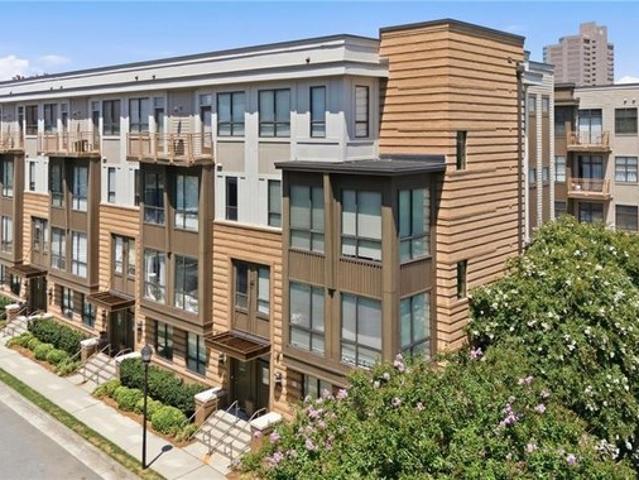 Condo for sale in Pfafftown, North Carolina