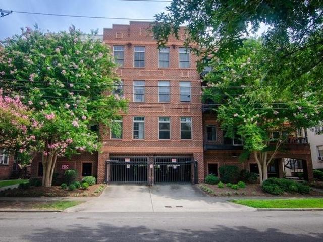 Condo for sale in Virginia