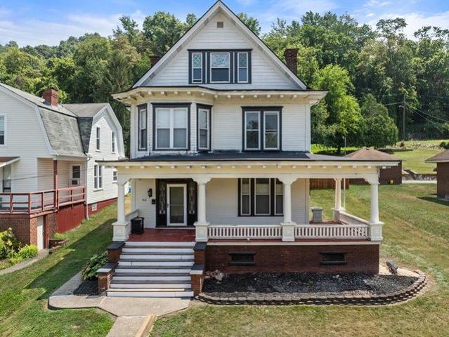 House for sale in Wheeling, West Virginia