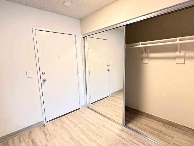 Apartment for rent in French Park, Santa Ana