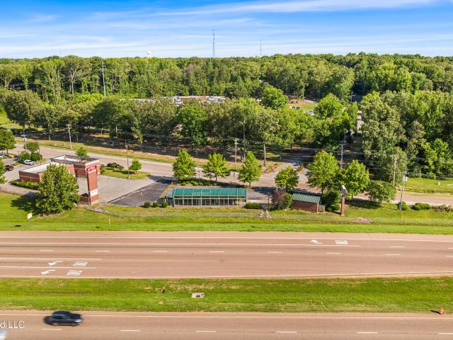 Commercial for sale in Nesbit, Mississippi