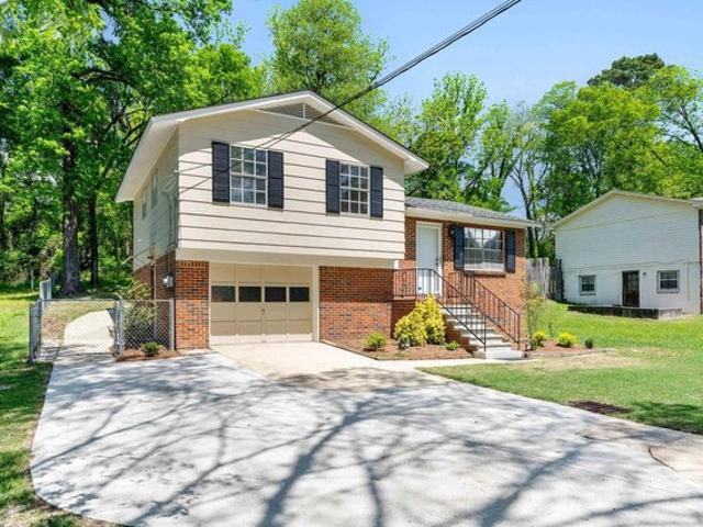 House for sale in Leeds, Alabama
