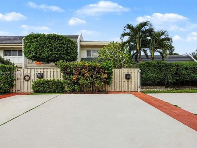 Townhouse for sale in Miami, Miami-Dade County