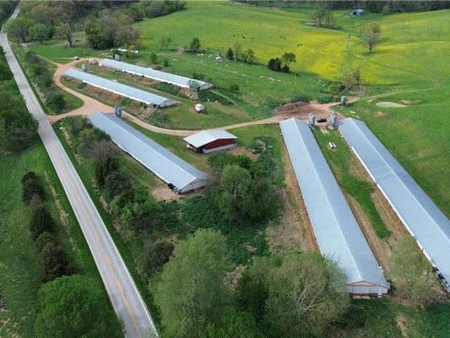 Farm for sale in Ark