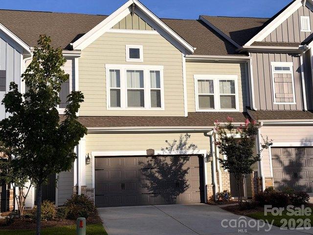 Townhouse for sale in Cornelius, Mecklenburg County