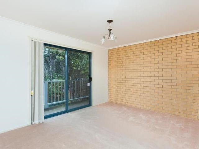 Townhouse for rent in Queanbeyan, New South Wales