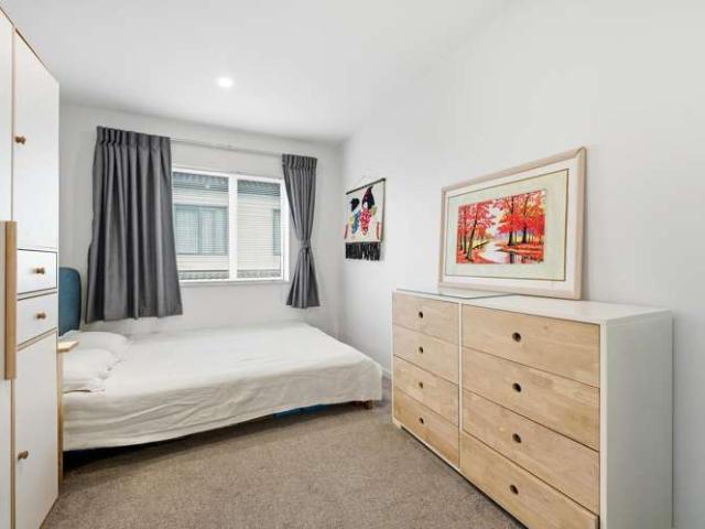 Townhouse for sale in New Lynn, Oroua County