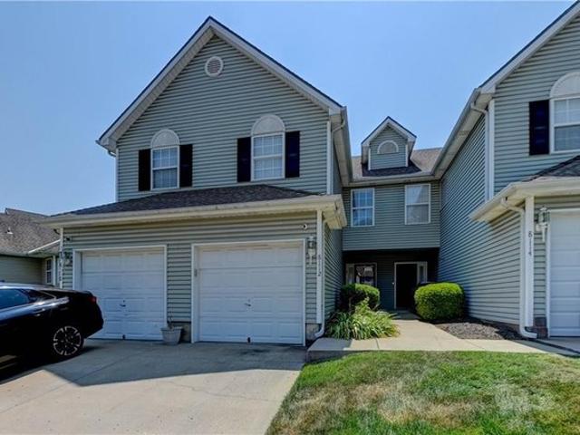 Townhouse for sale in Kansas City, Missouri
