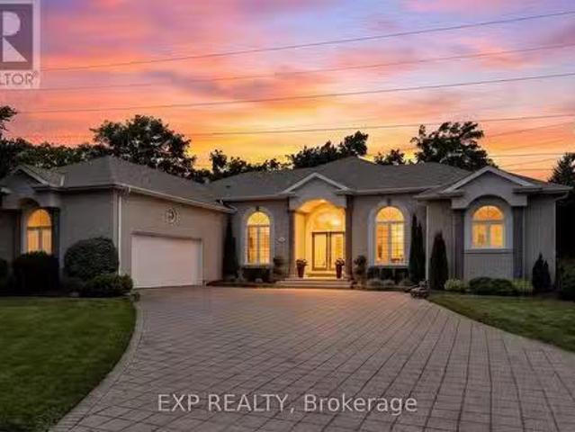 House for sale in Niagara, Ontario