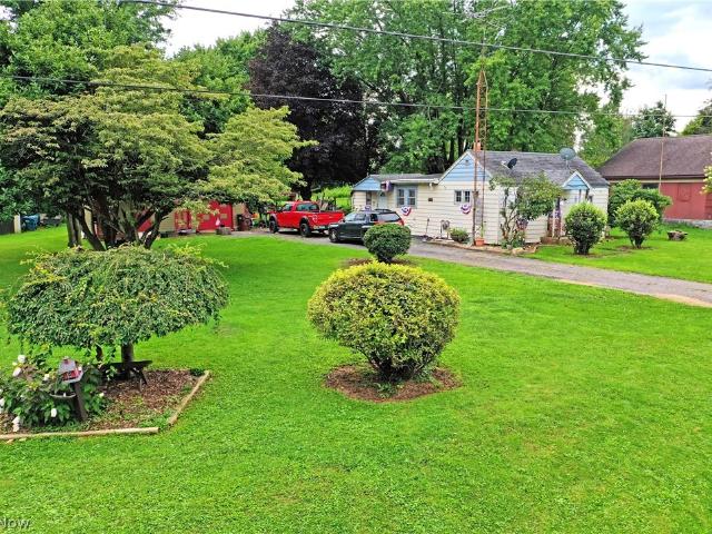 House for sale in Brookfield, Ohio