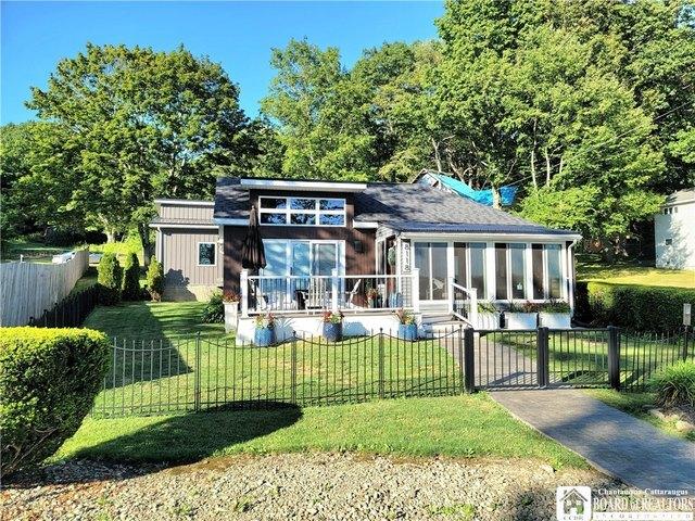 House for sale in Fredonia, New York