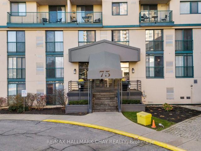 Condo for sale in Barrie, Ontario
